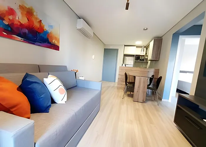 Dois quartos condomínio clube de luxo Sky com vaga by UROOMS